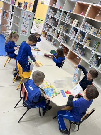 Biblioteca Municipal Professor Barreiros Filho