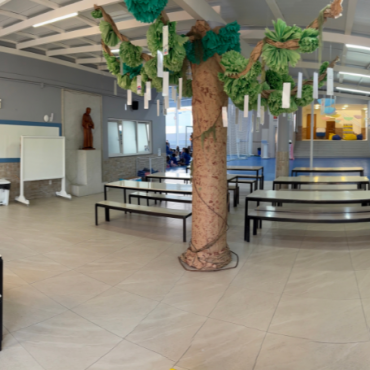 refeitório e pátio interno